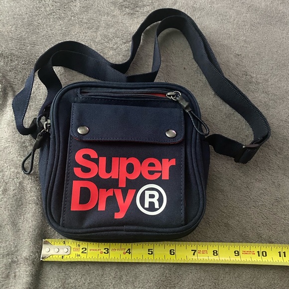 SuperDry Crossbody - Picture 3 of 4